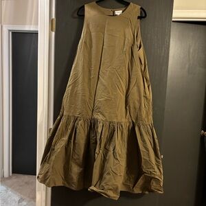 The Drop | Elegant Olive Green Sleeveless Dress